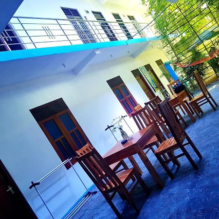 Natraj Guest House トリンコマリー エクステリア 写真