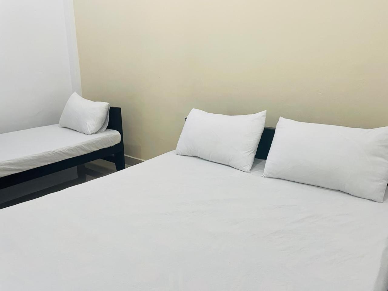 Natraj Guest House トリンコマリー エクステリア 写真