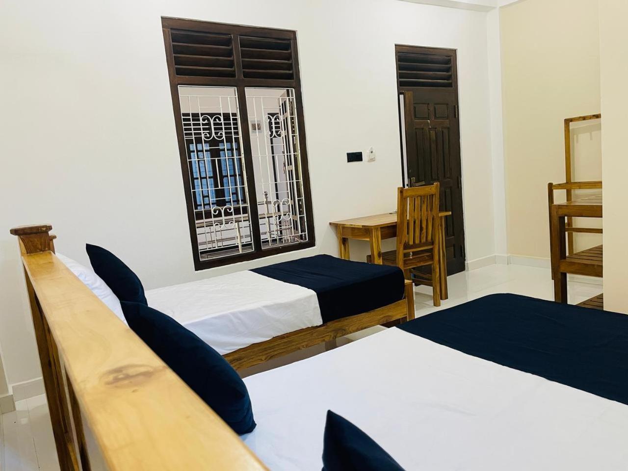 Natraj Guest House トリンコマリー エクステリア 写真