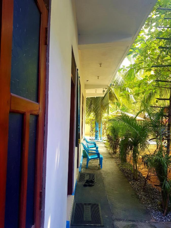 Natraj Guest House トリンコマリー エクステリア 写真